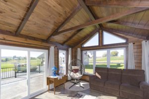 Pine Posts & Beam – 138